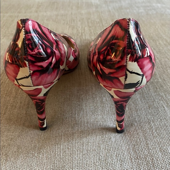 Prada Pink Floral Print Patent Leather Pointed-Toe Pumps Heels Size 37.5 /7.5 US - Picture 7 of 15
